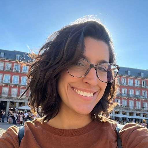 Profile image for pet sitter Beatriz