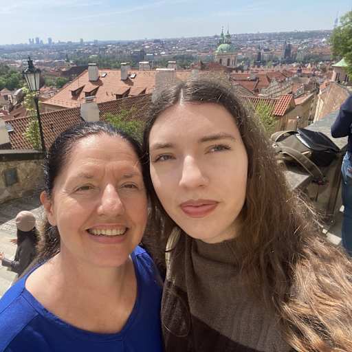 Profile image for pet sitters Helena & Mom