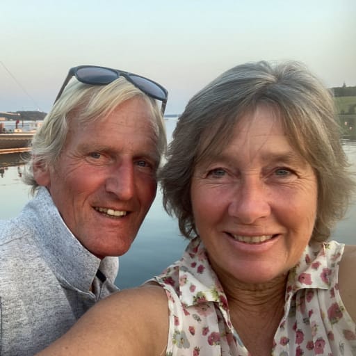 Profile image for pet sitters Liz & John