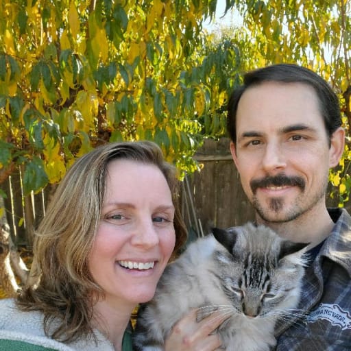 Profile image for pet sitters Rachael & Adam