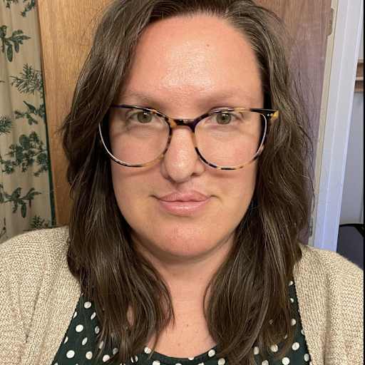 Profile image for pet sitter Kira