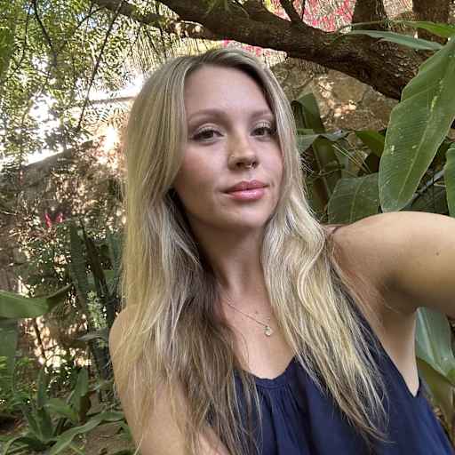 Profile image for pet sitter Caroline