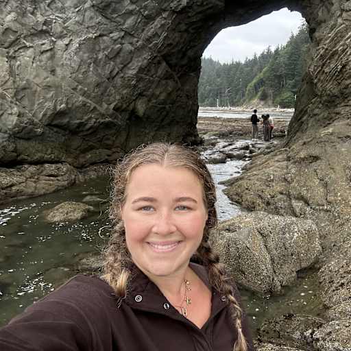 Profile image for pet sitter Hannah