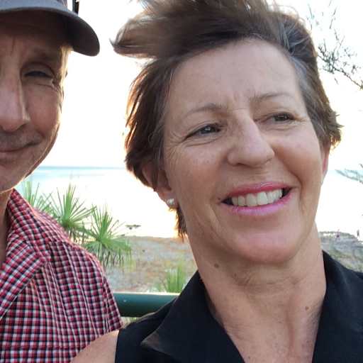 Profile image for pet sitters Jenny & Tony