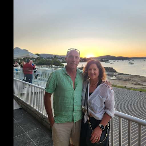 Profile image for pet sitters Tracey & Simon