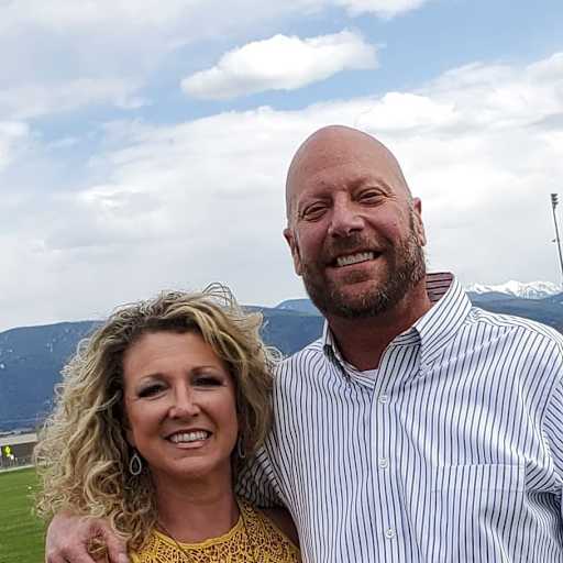 Profile image for pet sitters Gary & Karen