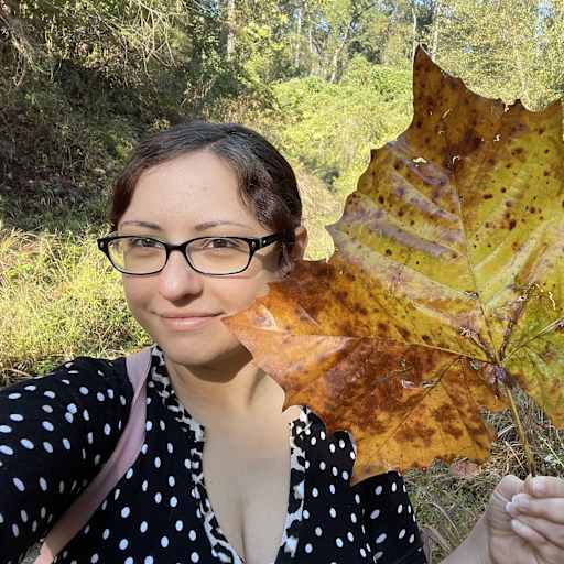 Profile image for pet sitter Maya
