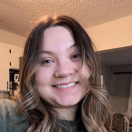 Profile image for pet sitter Ashlin