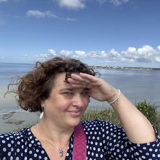 Profile image for pet sitters Alice & Taniouchka