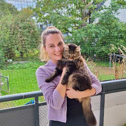 Profile image for pet sitter Marie