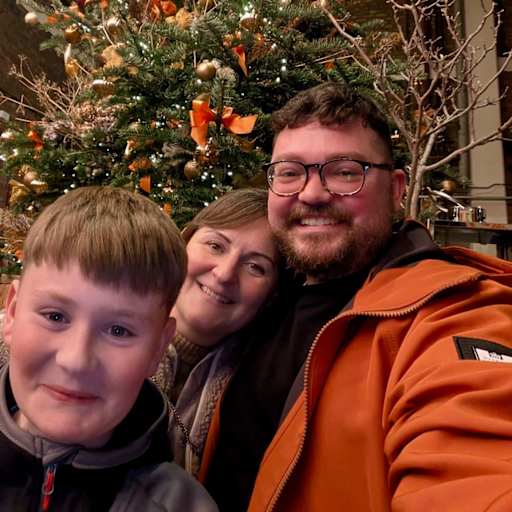 Profile image for pet sitters Diane & Mark