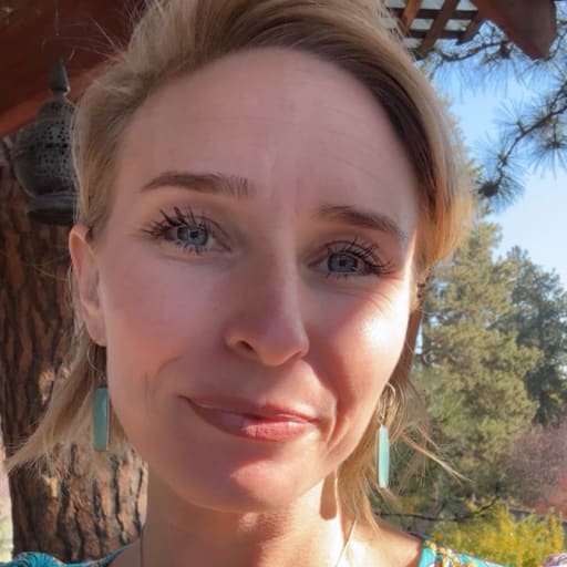 Profile image for pet sitter Kelly