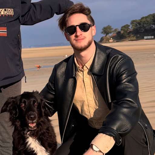 Profile image for pet sitters Jake & Thais