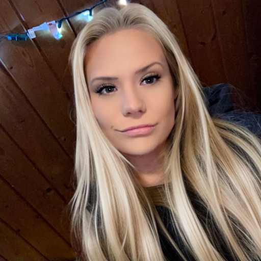 Profile image for pet sitter Amanda