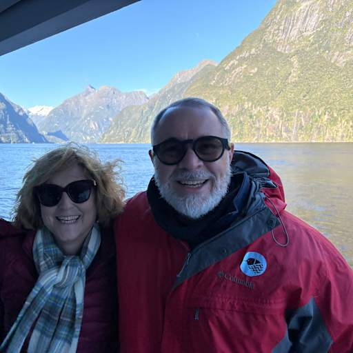 Profile image for pet sitters Kelly & Richard