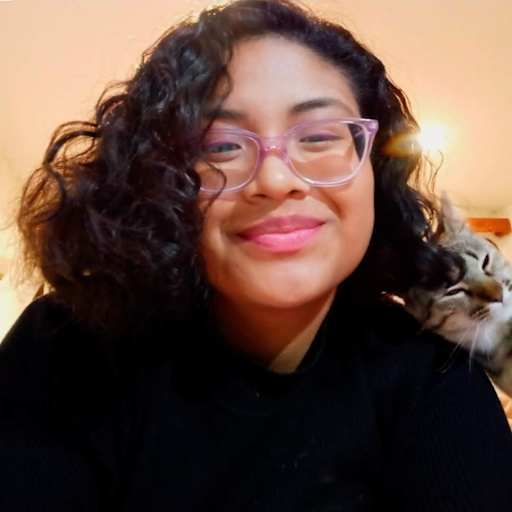 Profile image for pet sitter Frida Alejandra