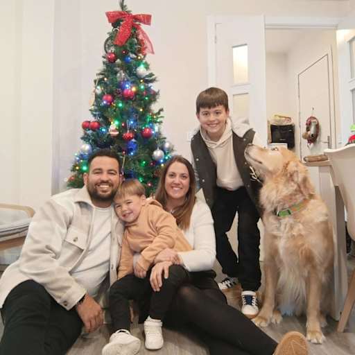 Profile image for pet sitters Irene & Borja
