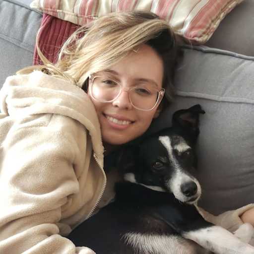 Profile image for pet sitter evelyn