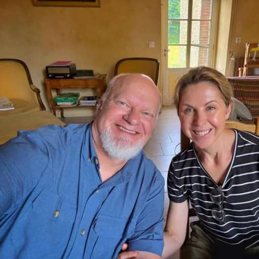 Profile image for pet sitters Signe & Tim
