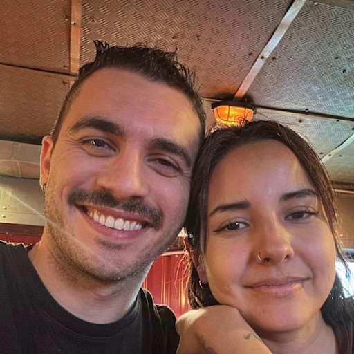 Profile image for pet sitters Daniela & Luke