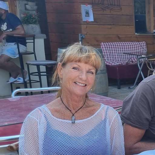 Profile image for pet sitter Judi