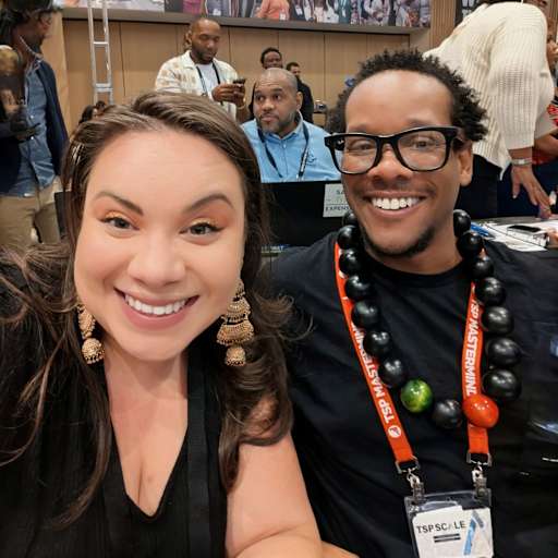 Profile image for pet sitters Cynthia & Erick