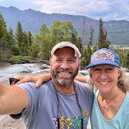 Profile image for pet sitters Daniel & Marcia