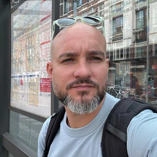 Profile image for pet sitter Faustino