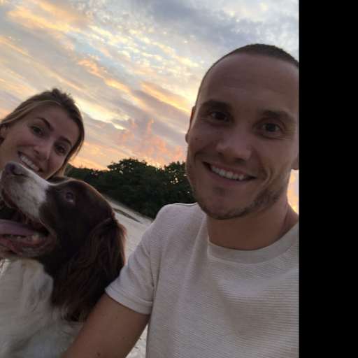 Profile image for pet sitters Lynn & Lars