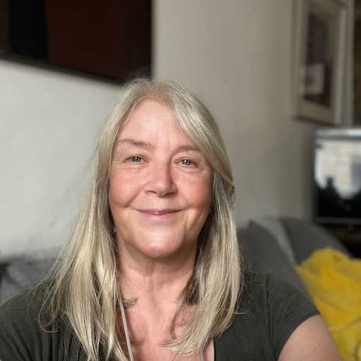 Profile image for pet sitter Dana