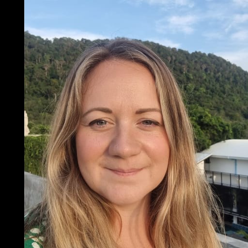 Profile image for pet sitters Emma & Tim