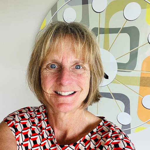 Profile image for pet sitters Suzanne & Niall