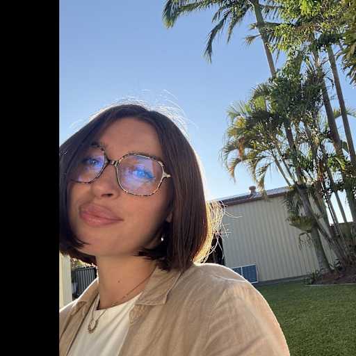 Profile image for pet sitter Sophie