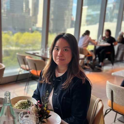 Profile image for pet sitter Soyeon