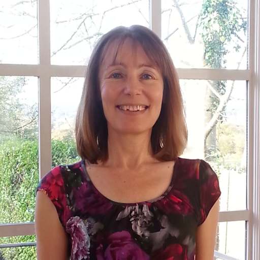 Profile image for pet sitter Elaine