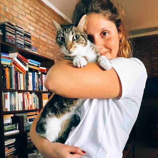 Profile image for pet sitters Agustina & Esteban