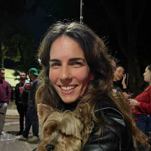 Profile image for pet sitter Beatriz