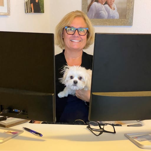 Profile image for pet sitter Sheri