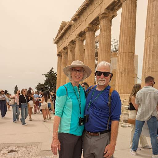 Profile image for pet sitters Helene & John