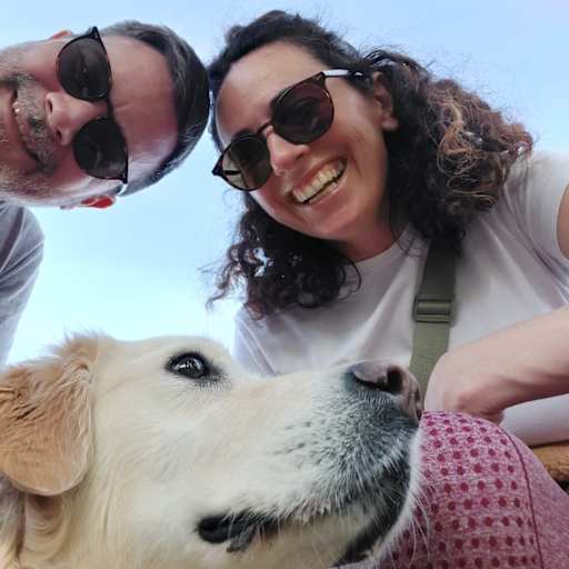 Profile image for pet sitters Sara & Luis
