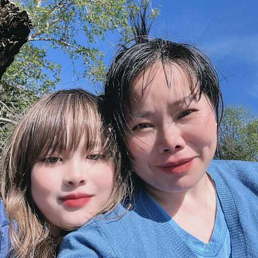 Profile image for pet sitter Katie