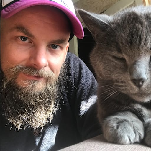 Profile image for pet sitters Micael & Jenni