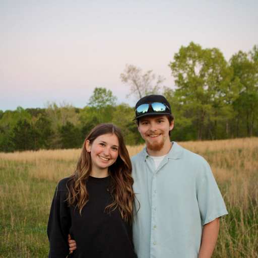Profile image for pet sitters Savannah & Roman