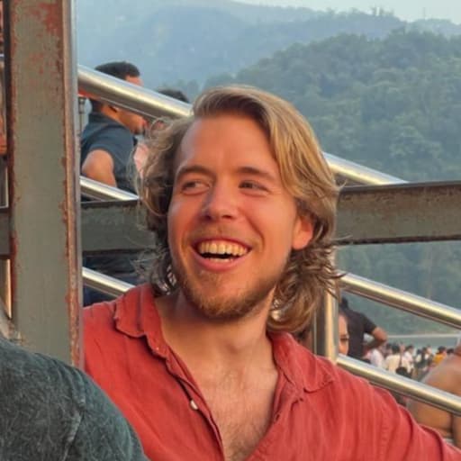 Profile image for pet sitter Tom