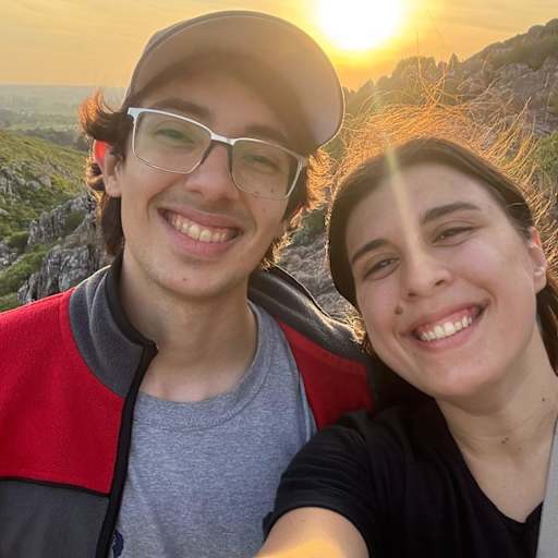 Profile image for pet sitters Fabrizio & Camila