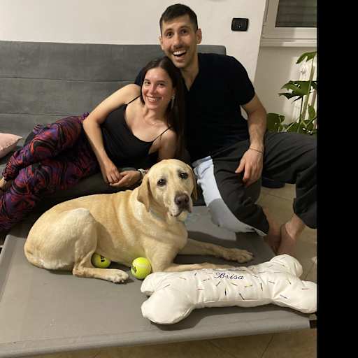 Profile image for pet sitters Rebeca & Sebastian