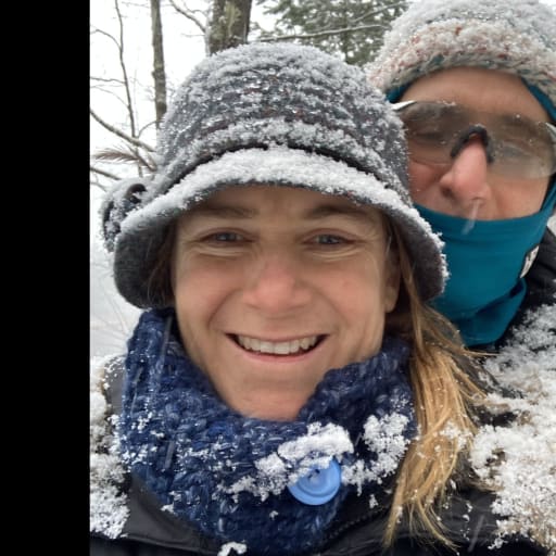 Profile image for pet sitters Lindsey & Scott