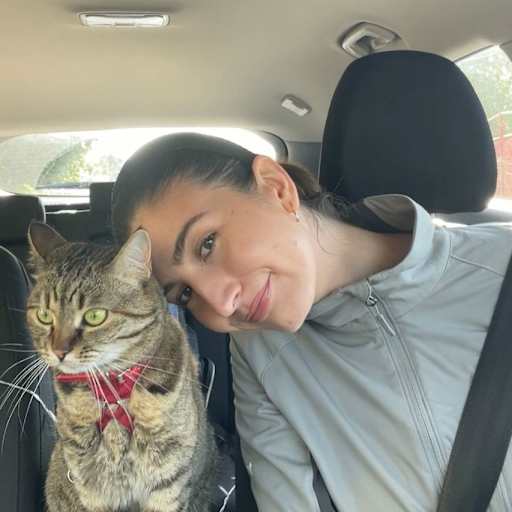 Profile image for pet sitter Medeea