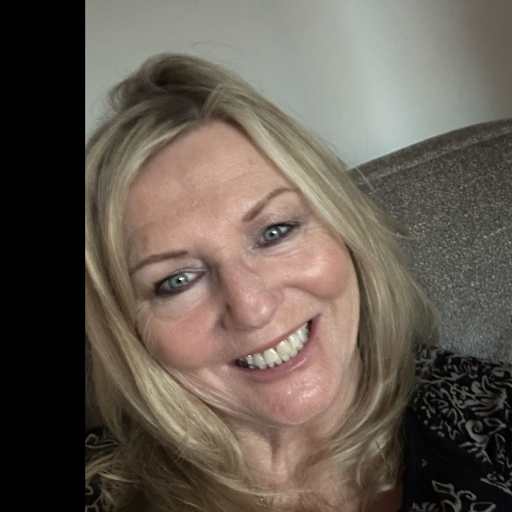 Profile image for pet sitter Donna