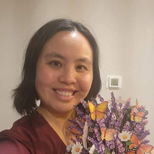 Profile image for pet sitter christa